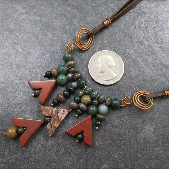 Vintage Semiprecious Stones Triangular Necklace. 16-18 - Picture 5 of 7